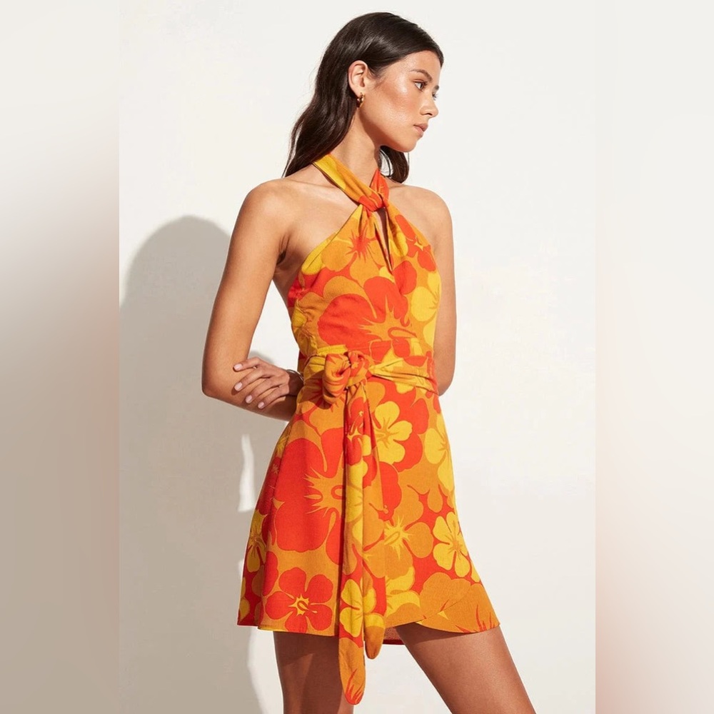 Faithfull the Brand Odette Floral-Print Crepe Halterneck Mini …